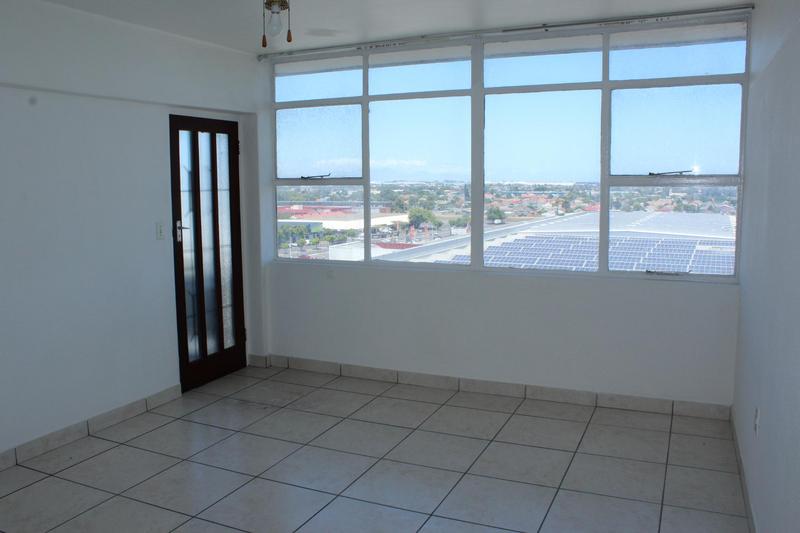 1 Bedroom Property for Sale in Fairfield Estate Western Cape